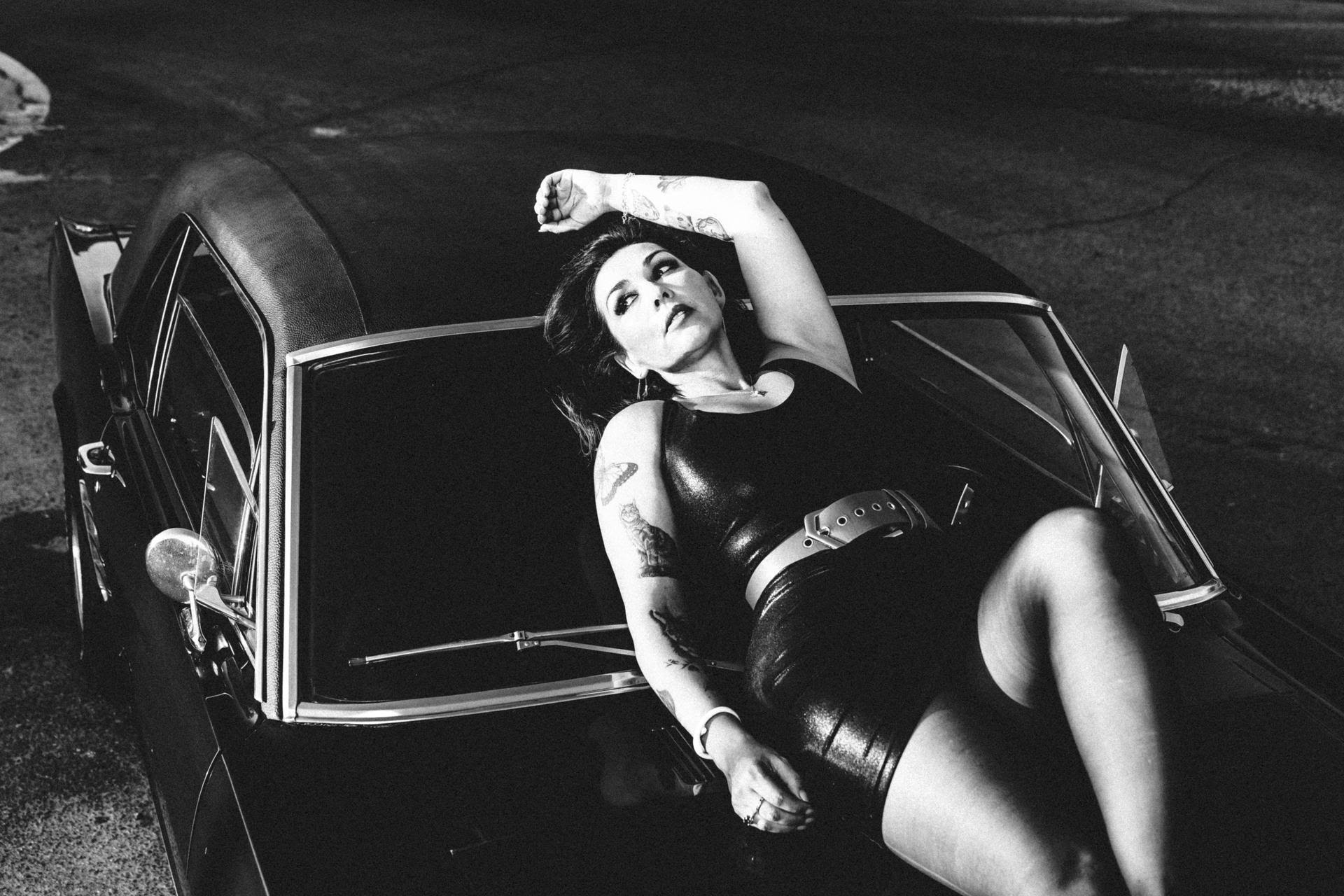 Denisse Malebrán reinterpreta clásico del pop romántico