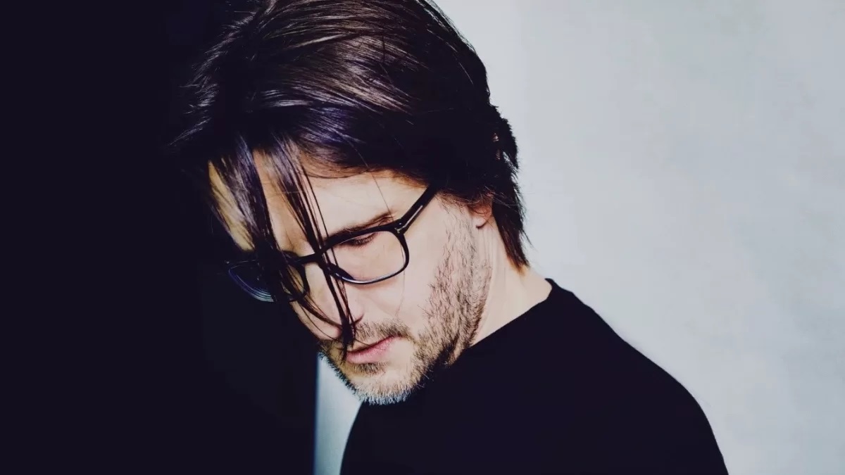 Rockaxis | Steven Wilson sorprende con su primer single navideño