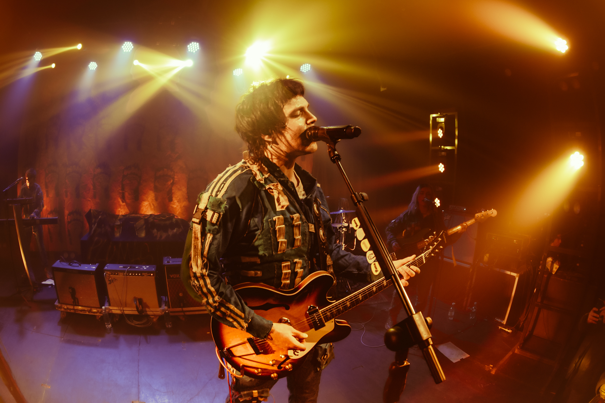 Plumas - Lanzamiento "La Weá"