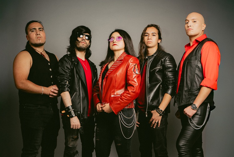Cabaret Burdel y Carmesí se suman al show de Anette Olzon en Chile