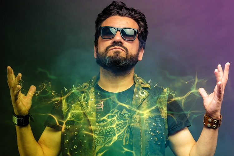 Felipe del Valle presenta el single 'Bring Me The Light'