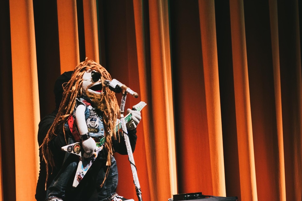 Oh Yeah Rock N Roll: Jack Distortion prepara nuevo late