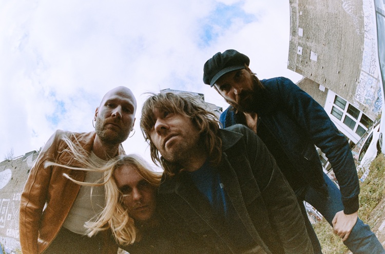 Kadavar: Regeneración sonora