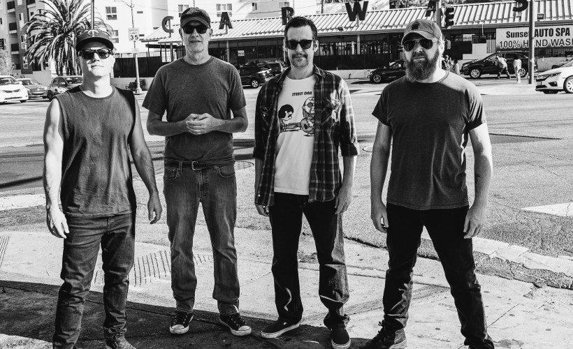 Helmet vuelve a Chile por los 30 años de "Betty"