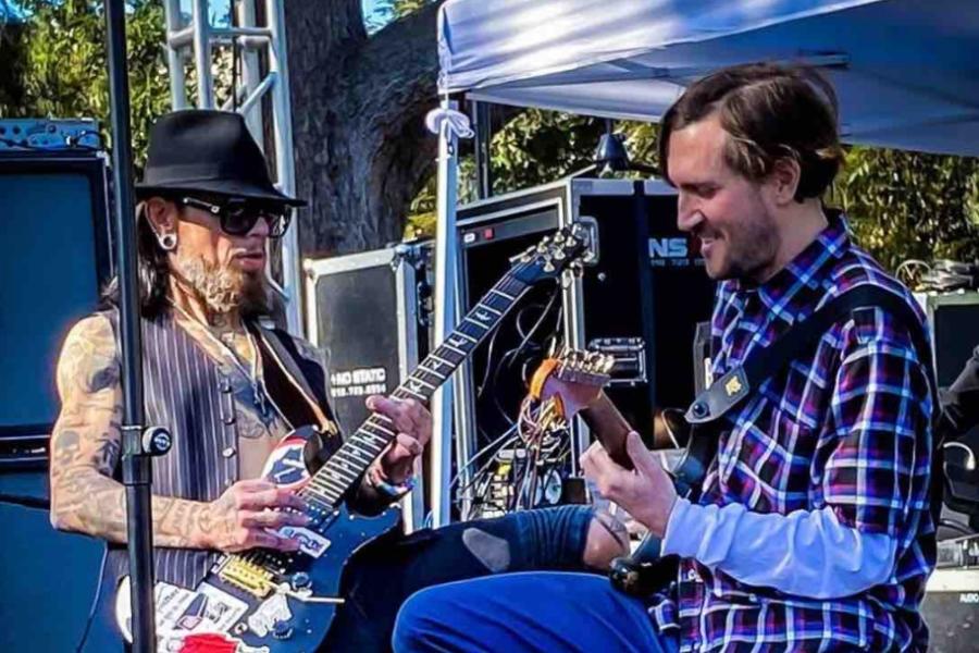 Video: John Frusciante se volvi� a presentar junto a Red Hot Chili Peppers