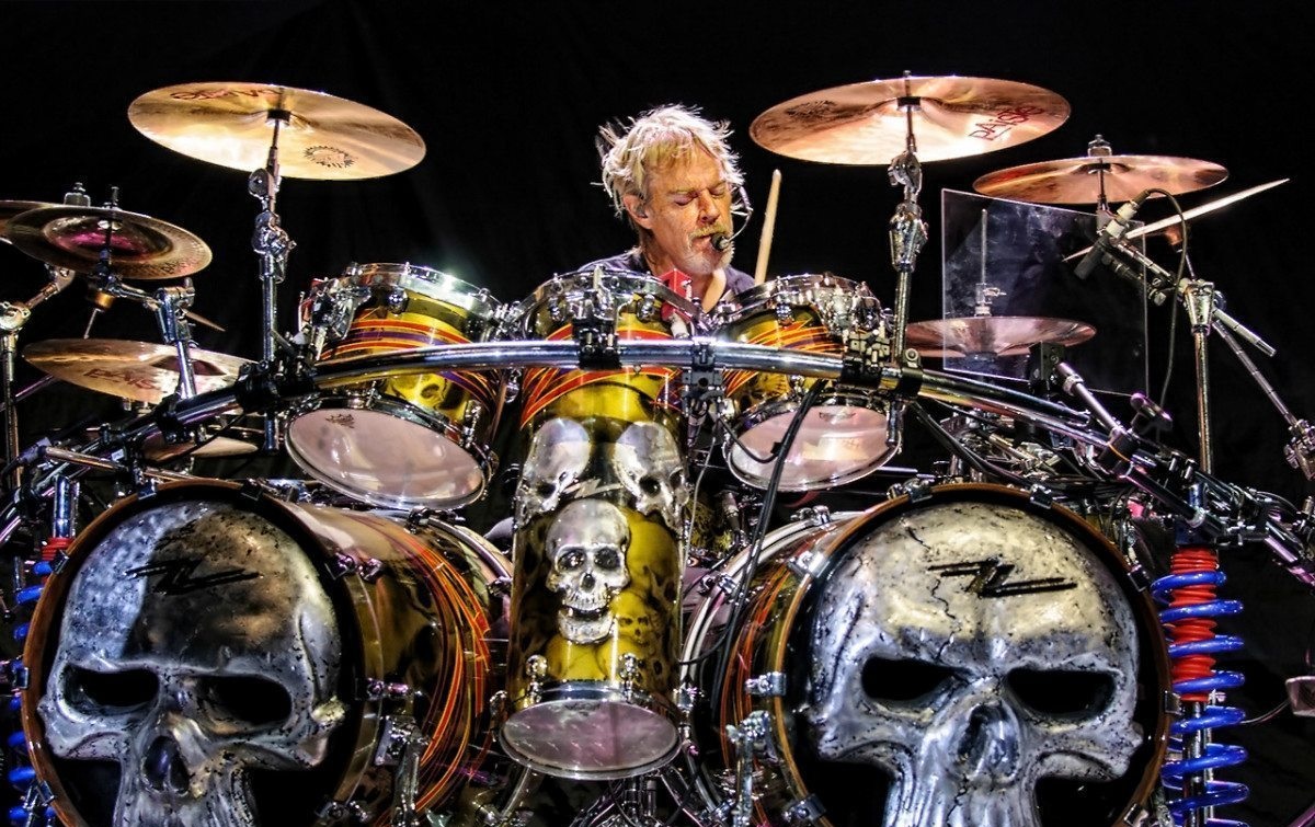Alarma en ZZ Top por estado de salud de Frank Beard