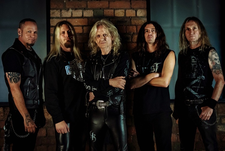Sermones del pecador: KK's Priest fija su debut en Chile para abril de 2027