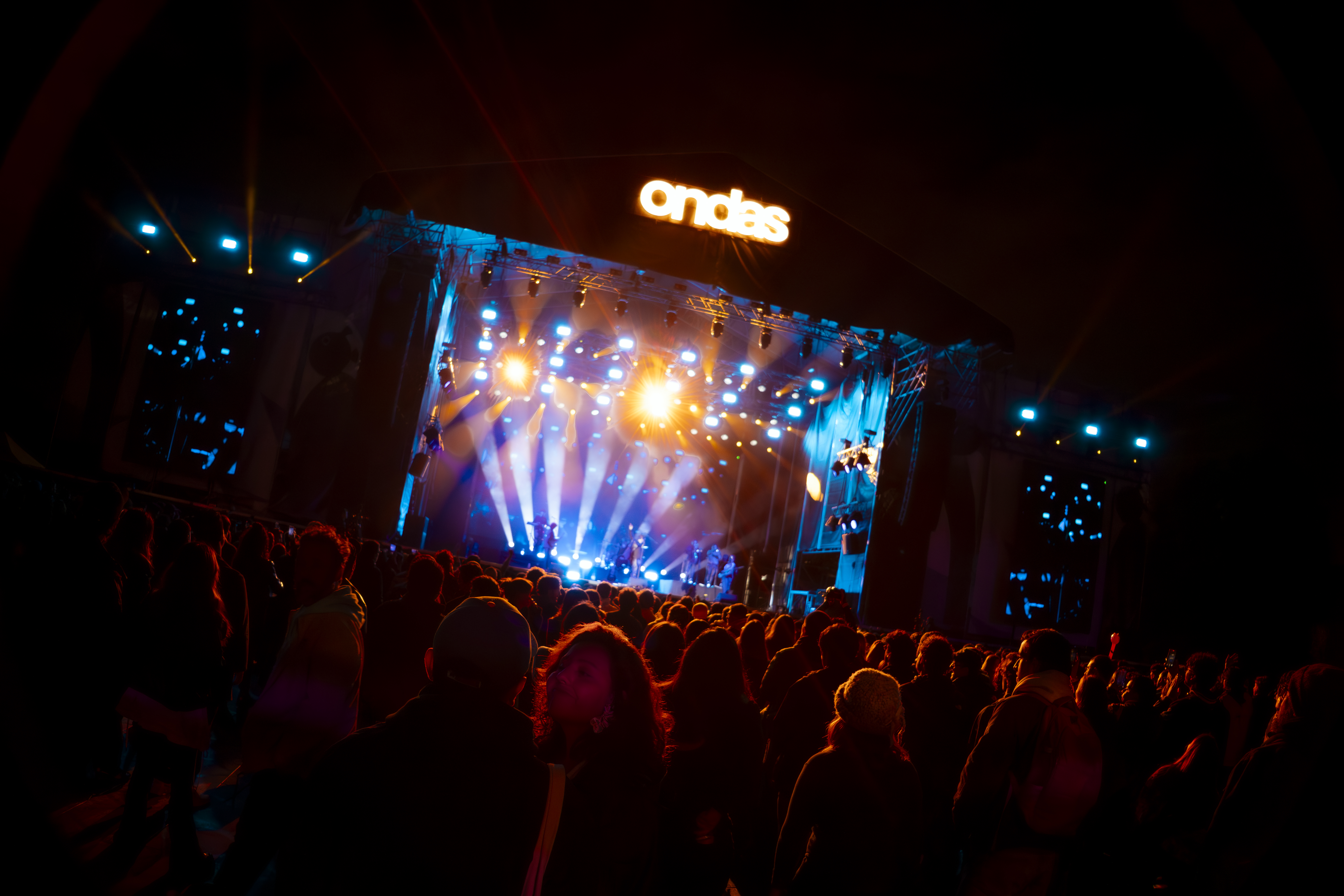 Arde Bogota y Silvestre y La Naranja sacuden el Festival Ondas