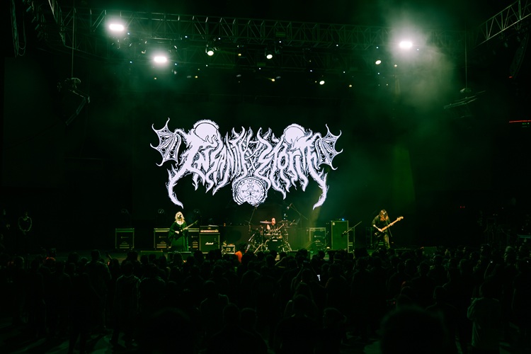 Insanity Storm estrena video en vivo en el Teatro Caupolicán