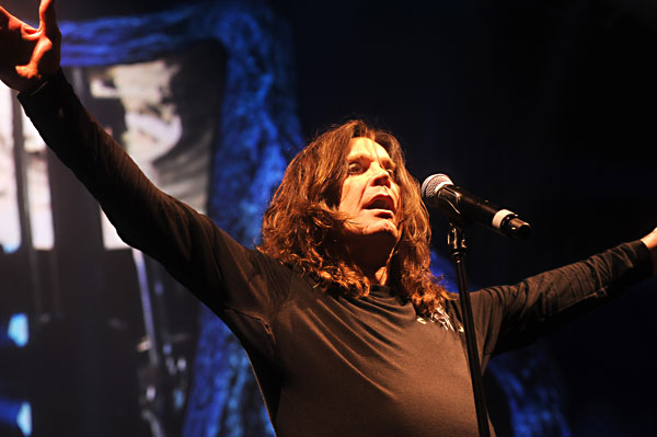 Black Sabbath: Festivity in black