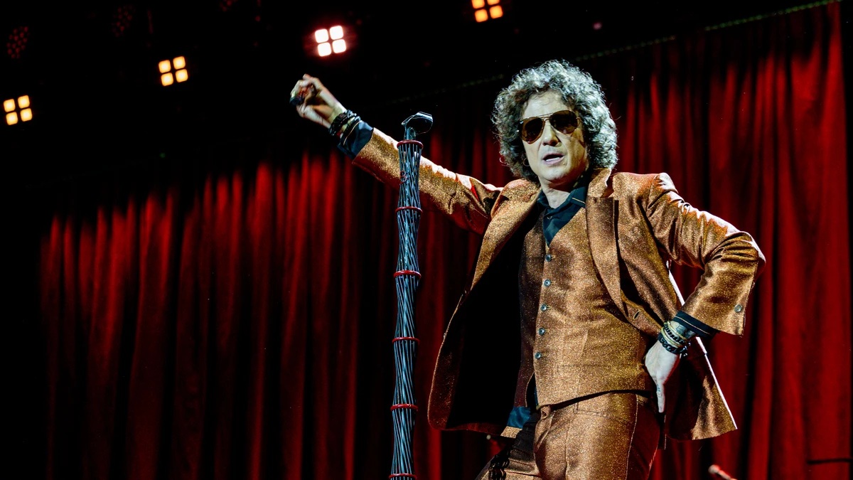 Bunbury vuelve a Chile presentando su nuevo disco