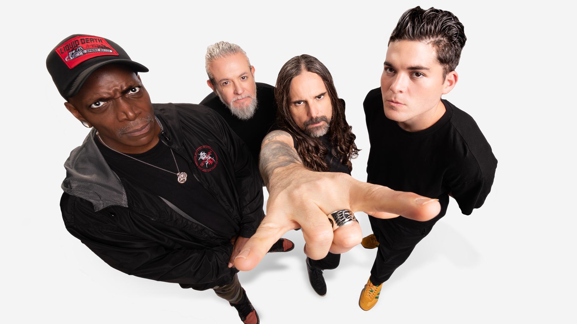 Sepultura se despedirá con nuevas canciones