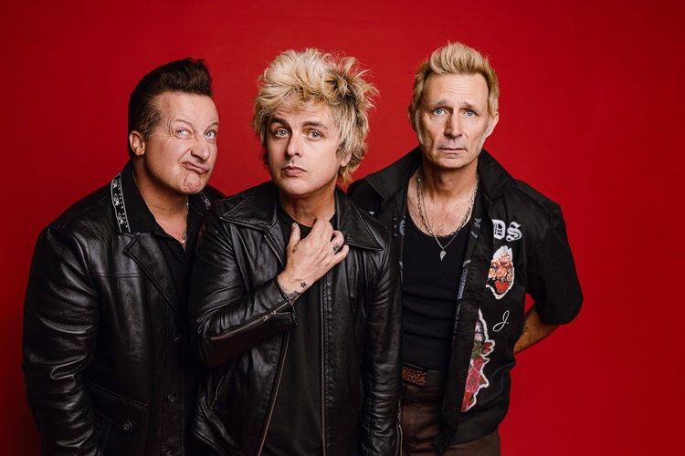Llamando a los salvadores: El camino de Green Day en Chile