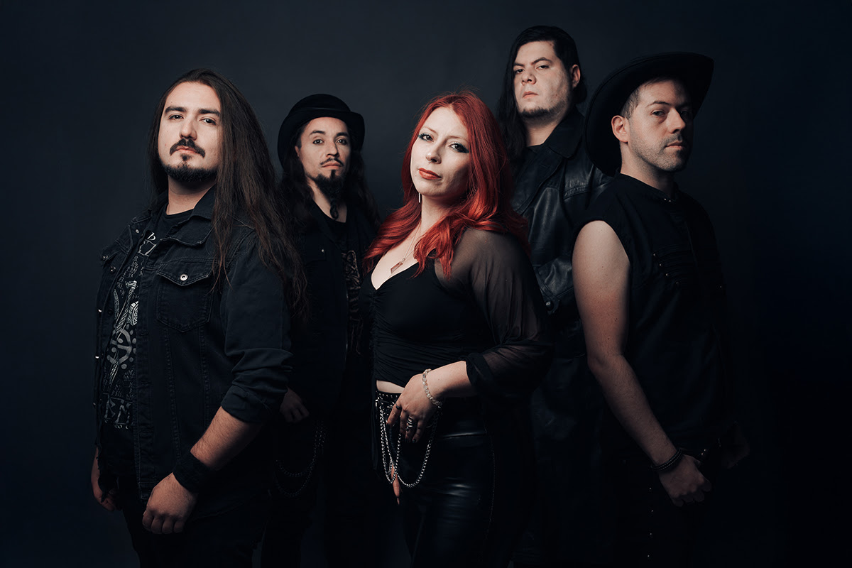 Forzaken estrena el single 'Unchained' y presenta a su nueva vocalista