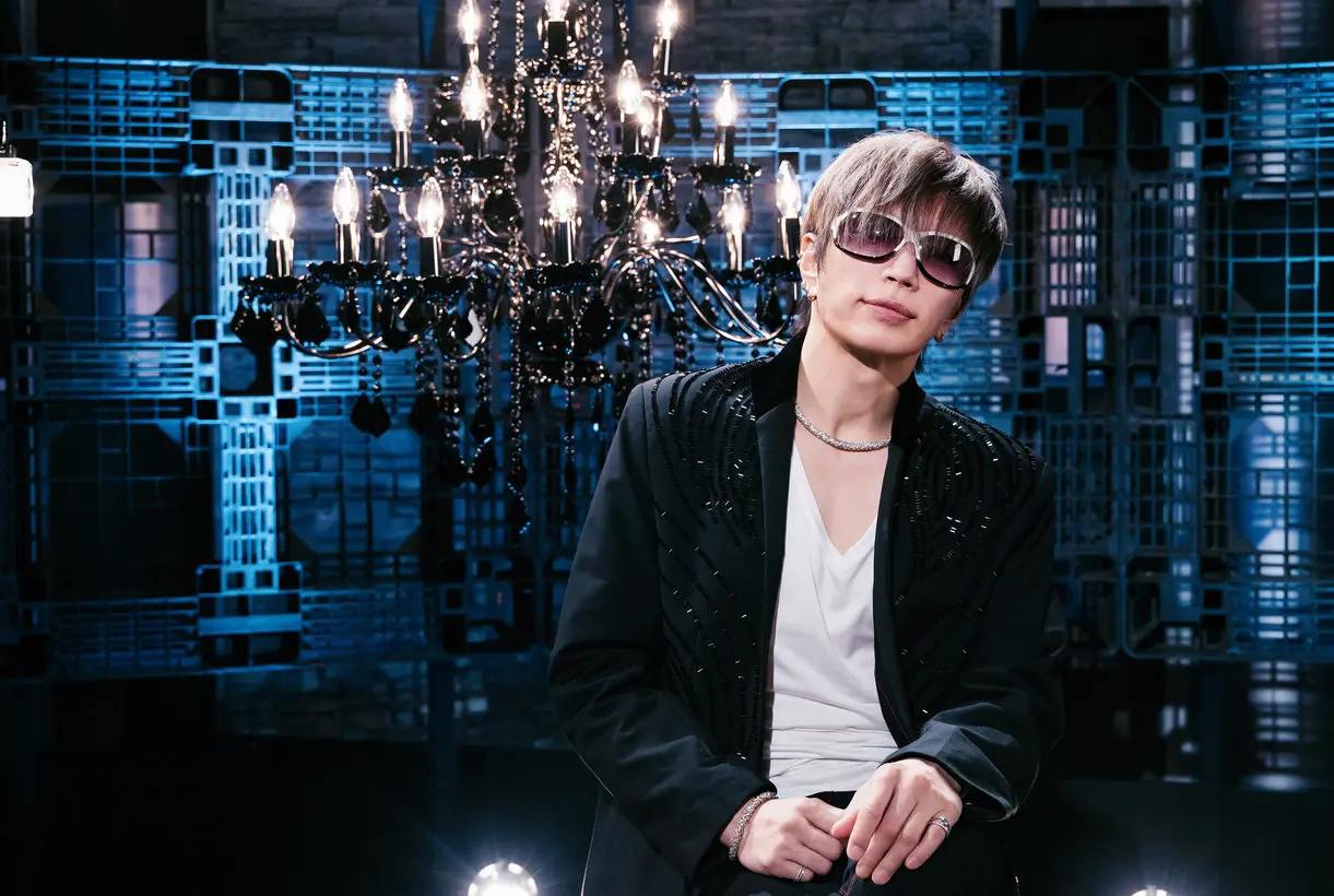 Junto a Yellow Fried Chickenz: Gackt programa su debut en Chile