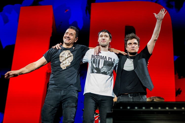 Divididos estrenó su esperado álbum homónimo