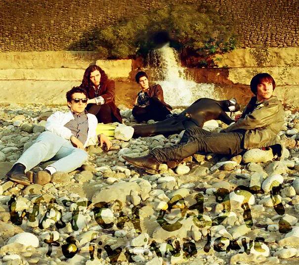 Watch Out!: Cambiando de nave