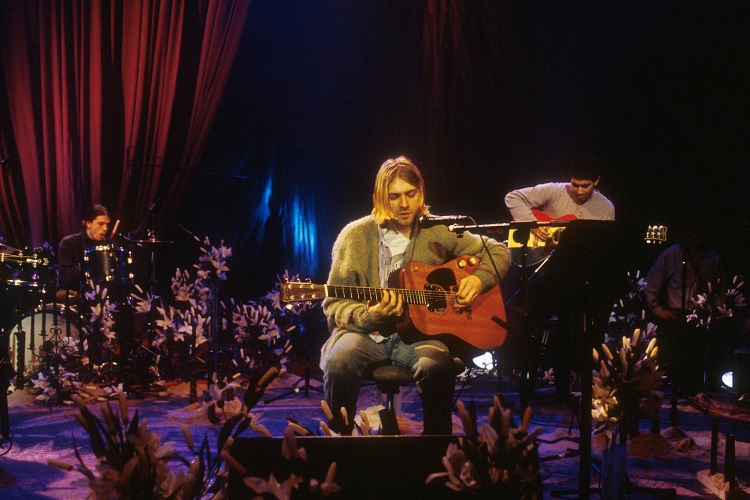 Nirvana MTV Unplugged in New York: Un hermoso caos acústico