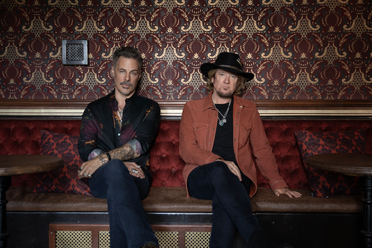 Adrian Smith y Richie Kotzen llegarán juntos a Chile el 19 de abril