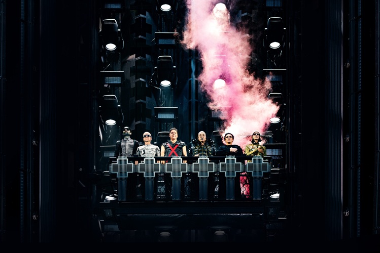 Rammstein adelanta ''Live in Mexico City'' con 'Armee Der Tristen'