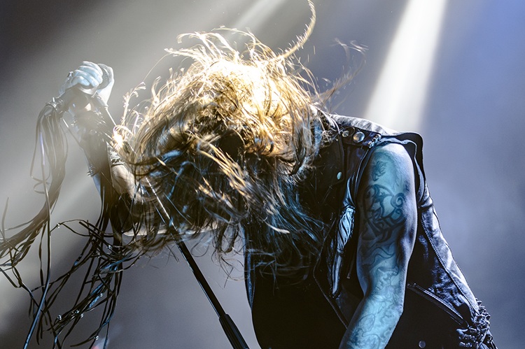 Amorphis: Historias de luz y sombra
