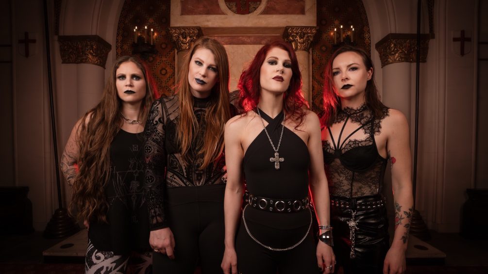 Kittie programa su primer disco en más de una década