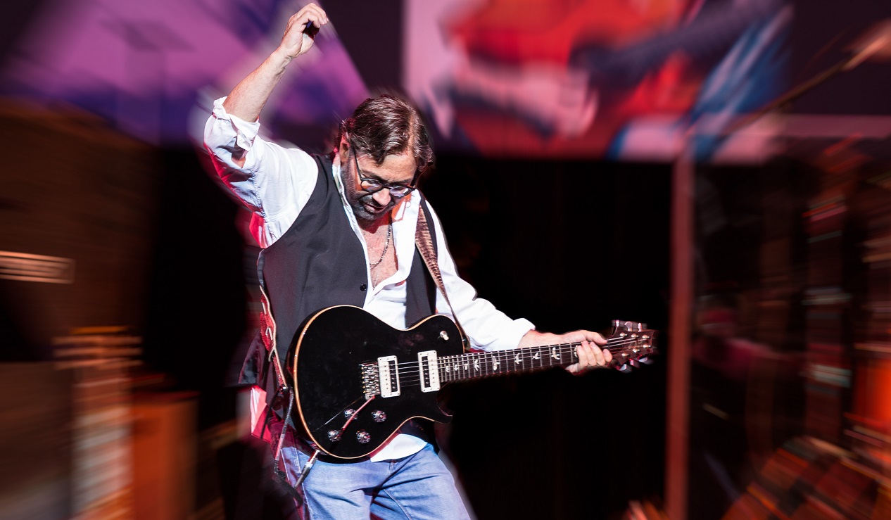 "The Guitarchitect Tour": Al Di Meola anuncia regreso a Chile celebrando sus cinco décadas de trayectoria