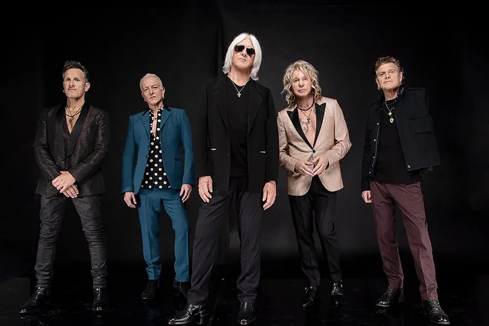 Def Leppard versiona un clásico de David Bowie