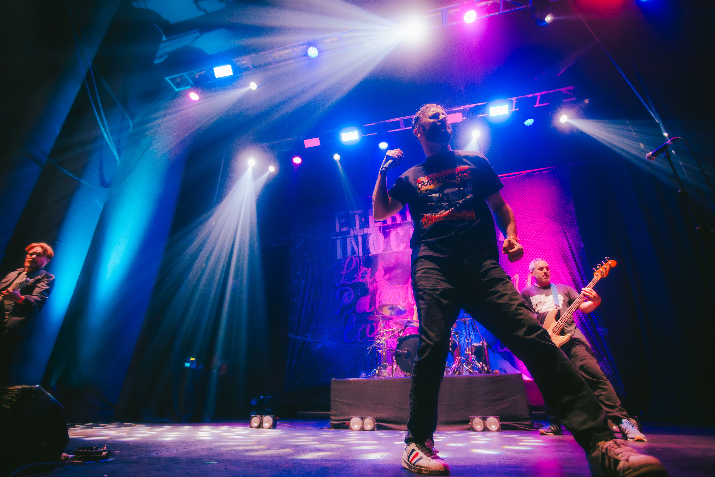 Eterna Inocencia - 20 Años de "Las Palabras y Los Ríos"