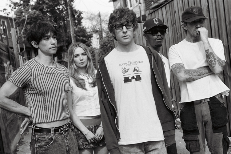 Turnstile: Retóricas de un amor que nunca es suficiente