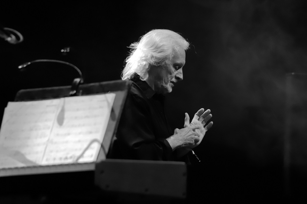 Nito Mestre sinfónico: soy tan alto como el sol