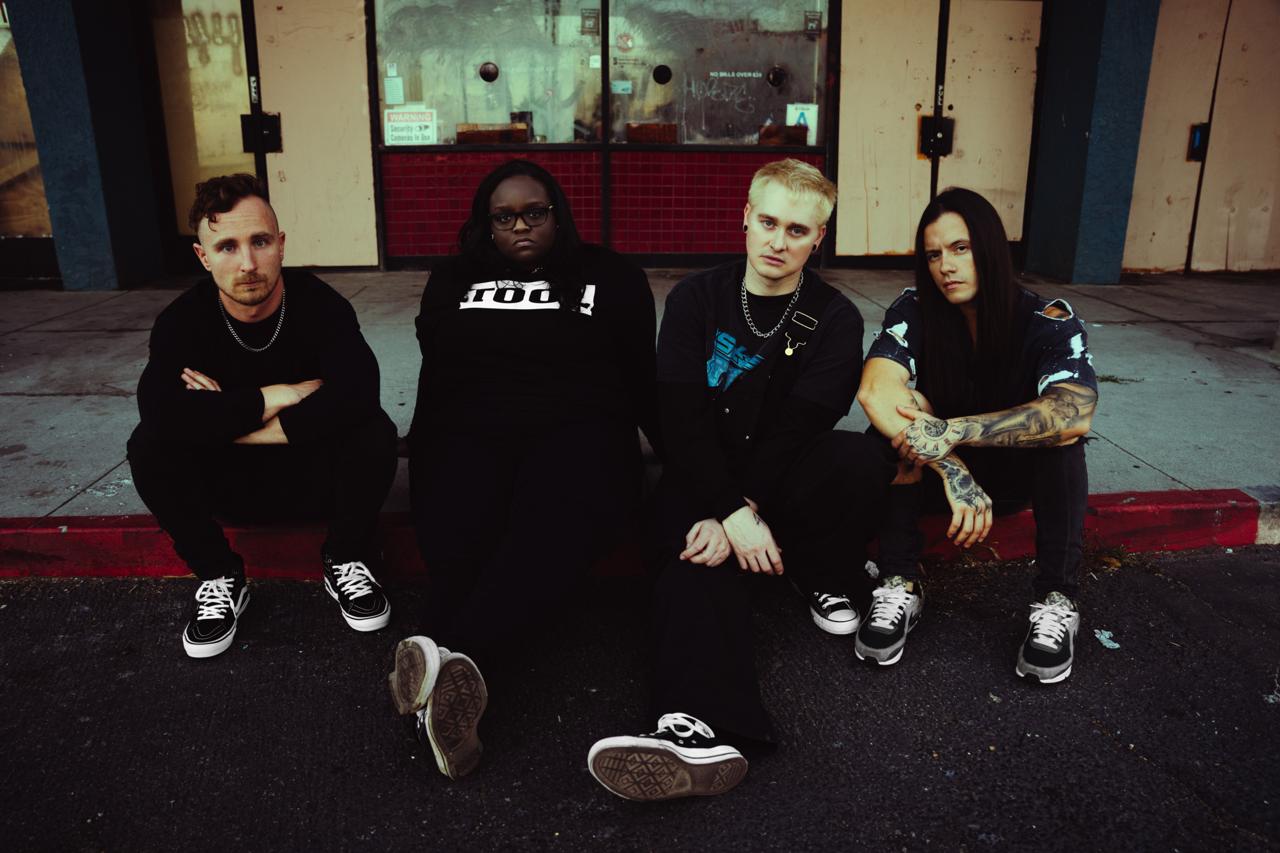 Mi lado feo: Tetrarch agenda su debut en Chile