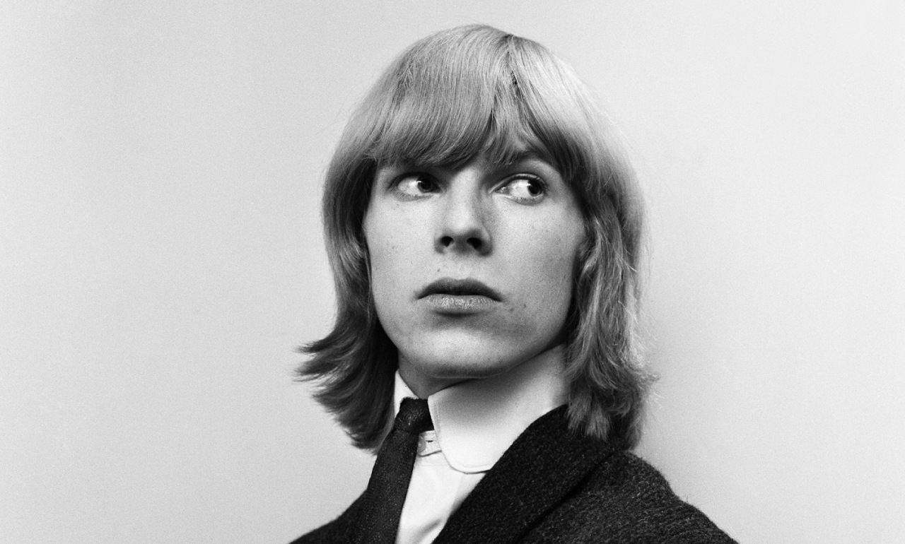 David Bowie: Se viene compilatorio con grabaciones previas a su primer disco