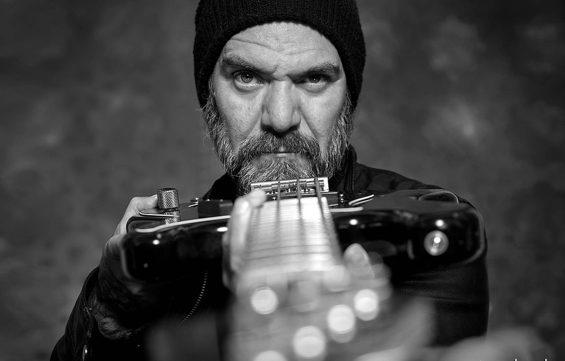 Concurso: Corvex se presenta en Bar de René