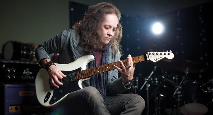 Jake E. Lee fue baleado en Las Vegas