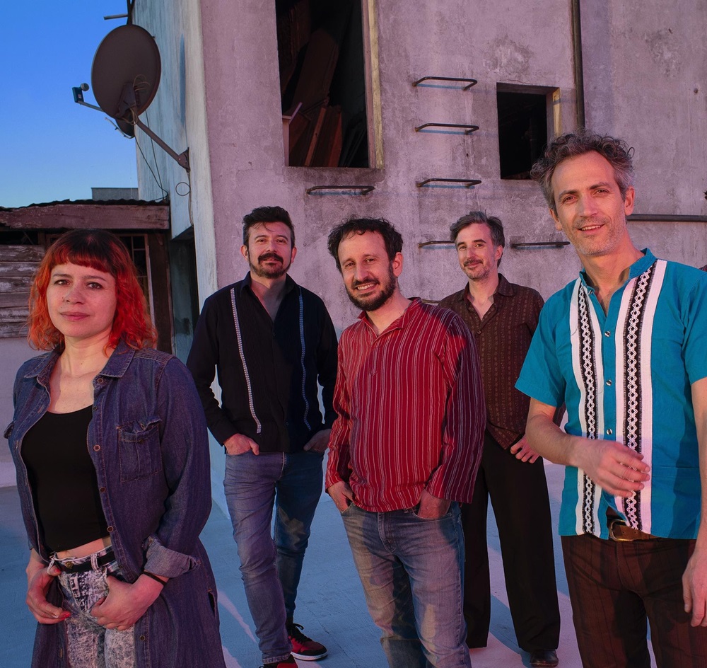 Orquesta de Poetas presentará "Todas Voces" en vivo