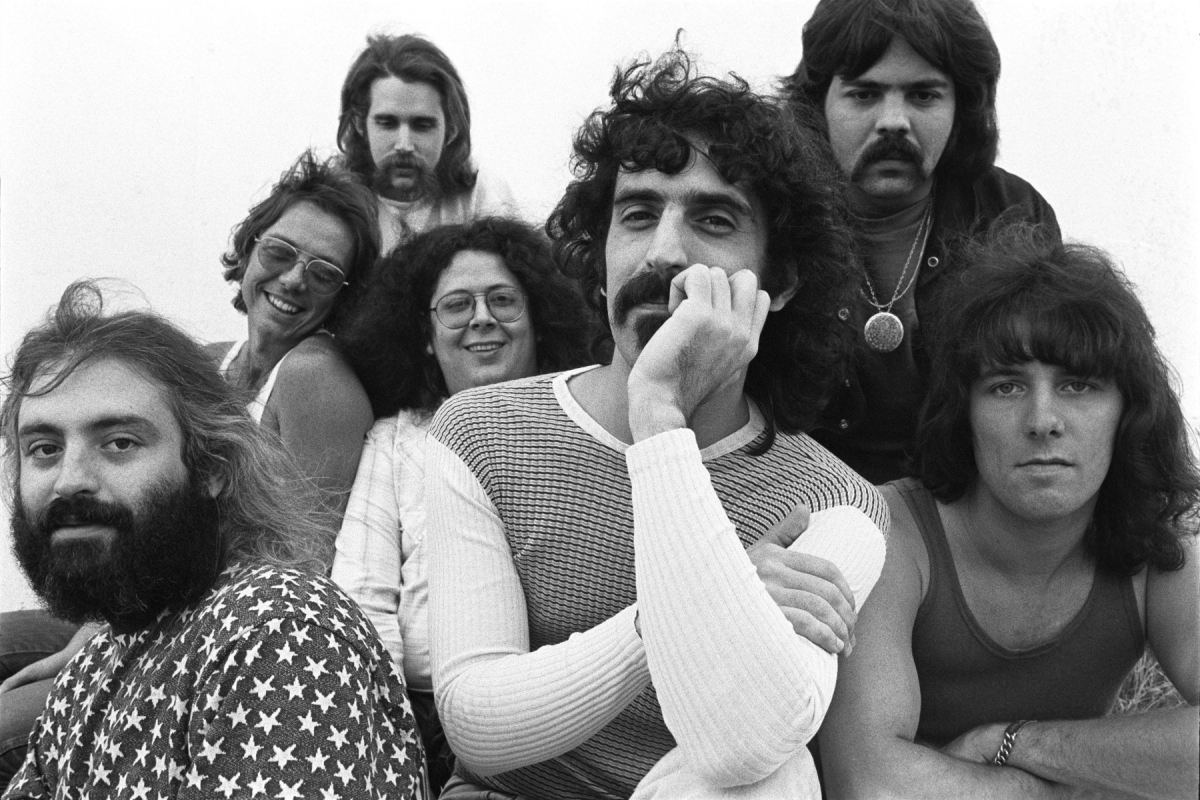 "The Mothers 1971": editan box set en celebración de los 50 años de los épicos shows de Frank Zappa & the Mothers en el Fillmore East de Nueva York