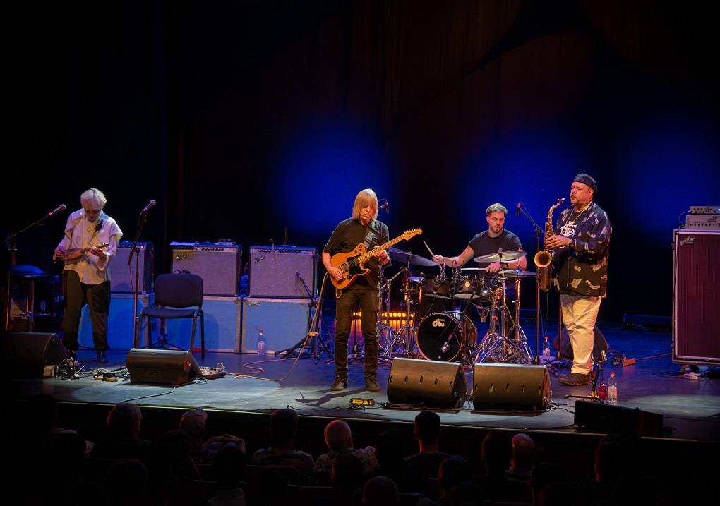 Mike Stern: en la variedad está el gusto
