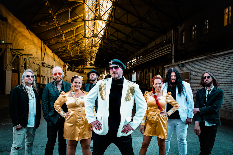 The Night Flight Orchestra: Romanticismo de alto vuelo