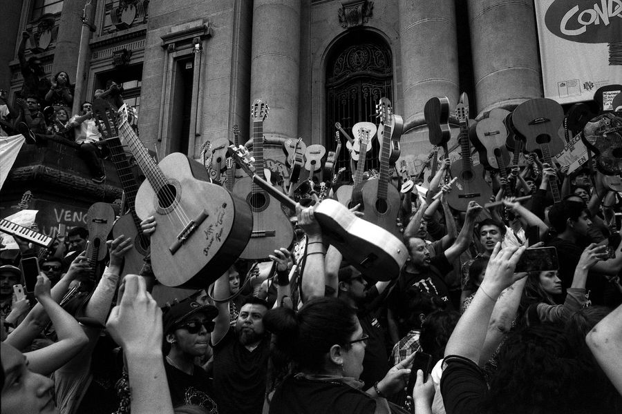 Víctor Jara: Deja su huella en el viento