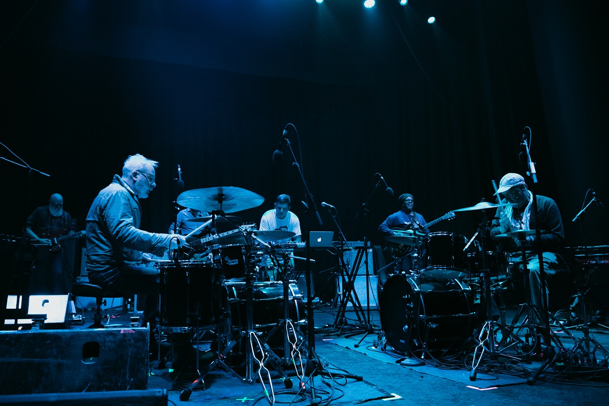 Recuento vanguardia 2024: Discos, partidas, rescates patrimoniales, conciertos y más