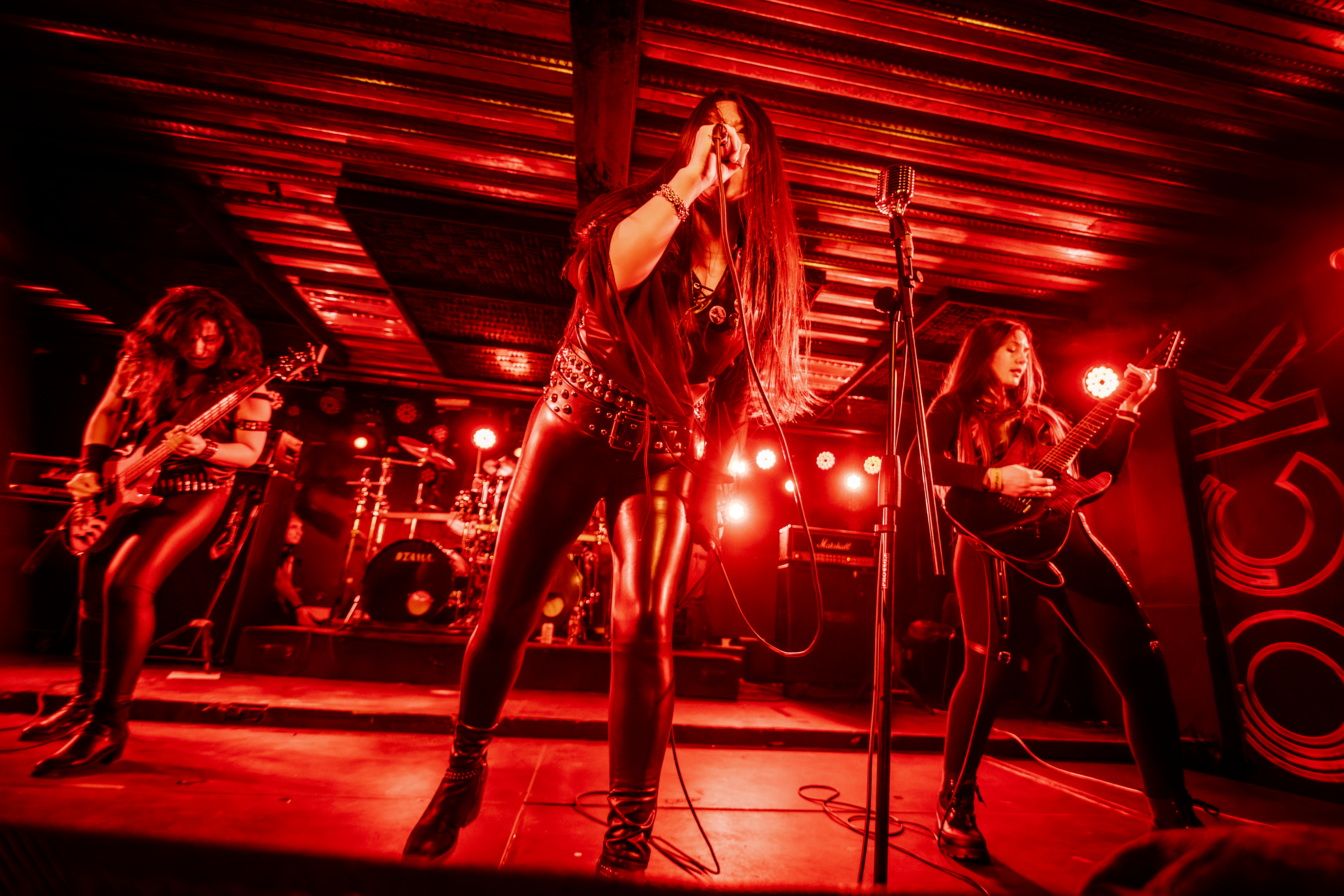 Ambush: La hermandad del Heavy Metal ardió en RBX