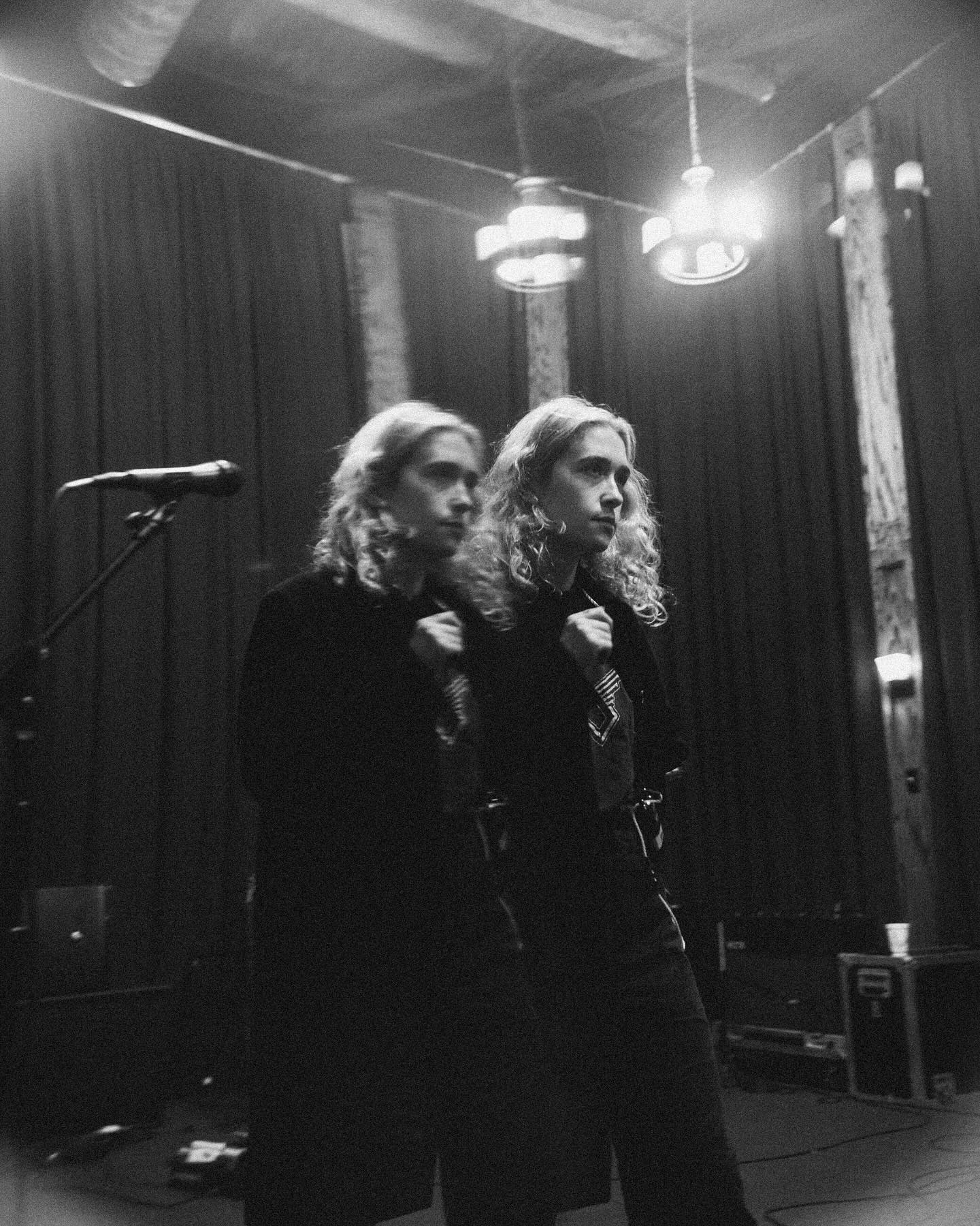 Blondshell: Canciones como fotografías y fragmentos de tiempo