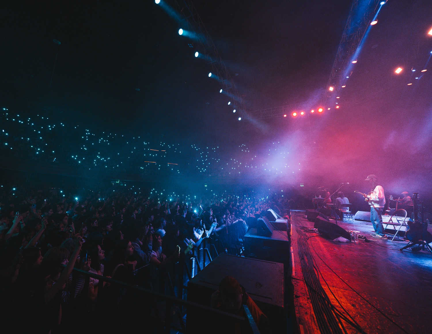 Lamp: Un debut que fue amor a primera vista