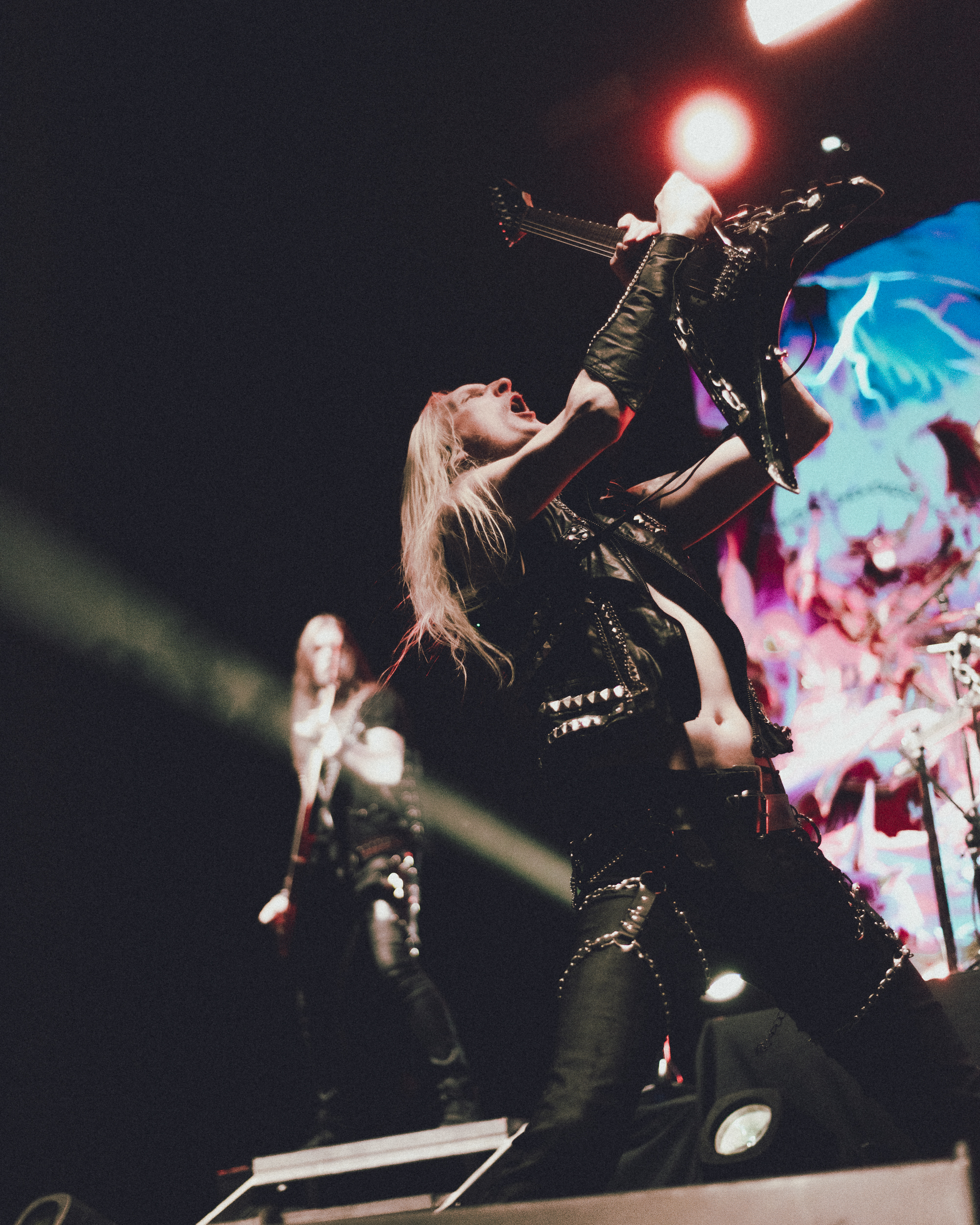 HammerFall: El martillo golpea otra vez