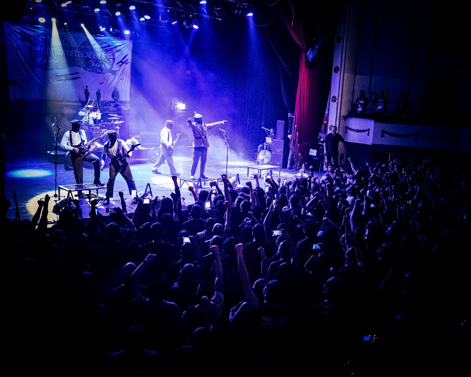 Kanonenfieber: Conciencia y horror en el black metal