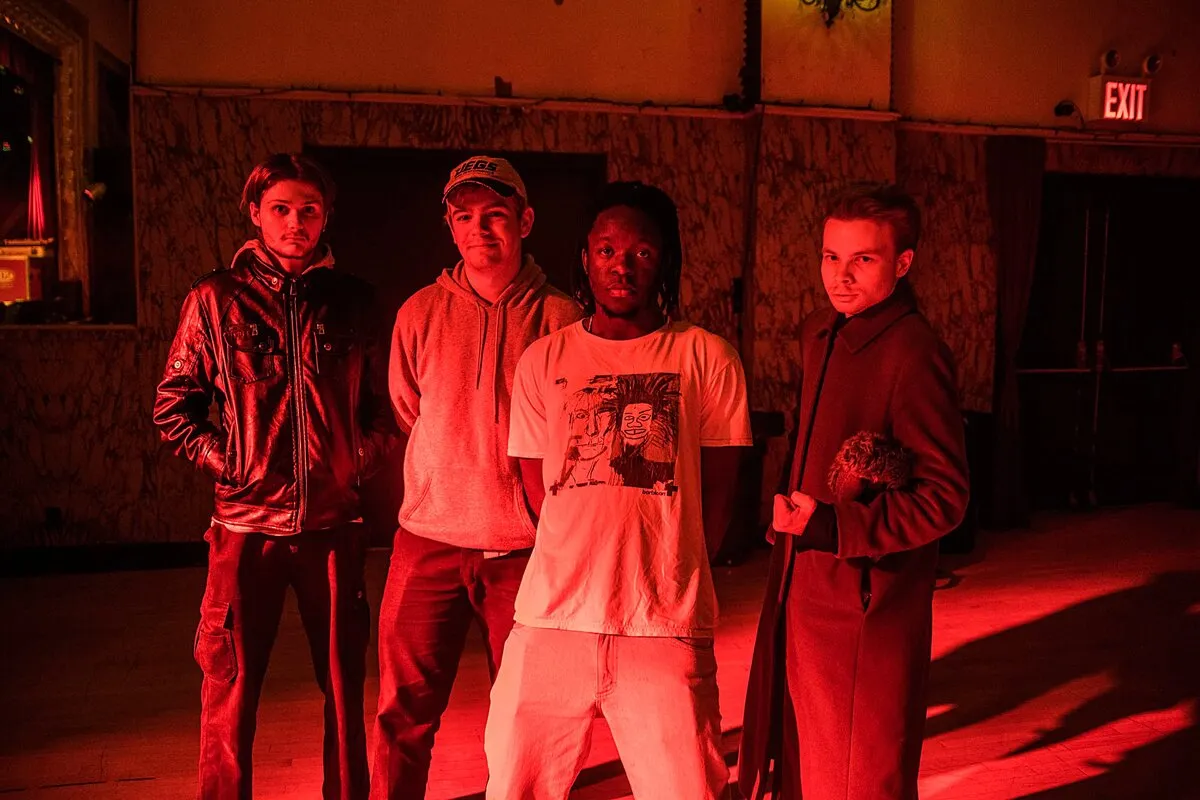 A los 26 años fallece el guitarrista y fundador de Black Midi, Matt Kwasniewski-Kelvin