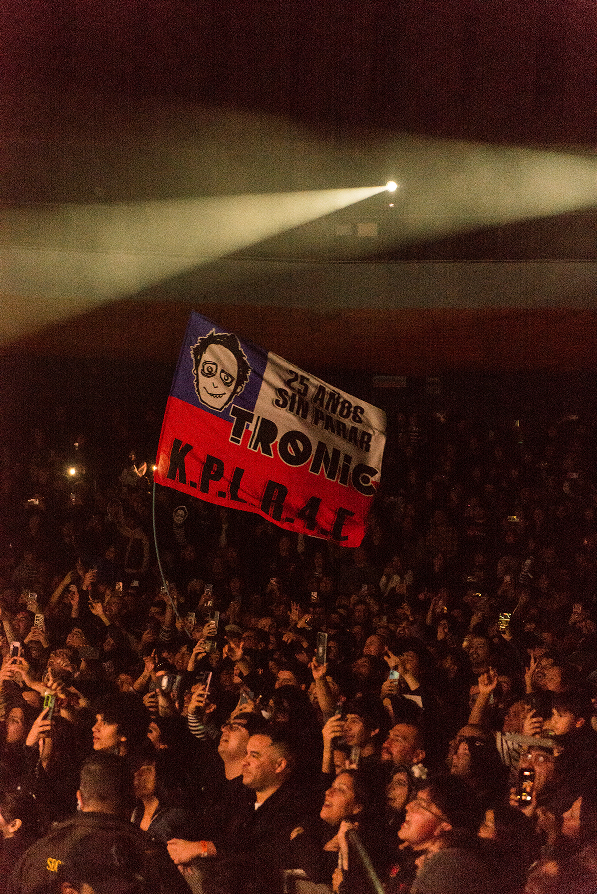 Tronic: Para ser adolescente siempre